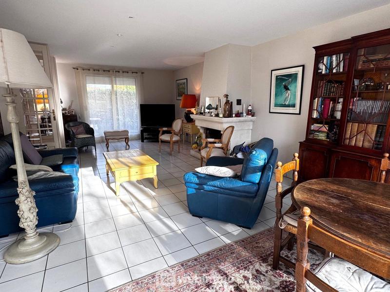 Maison - 162 m² - 6 pièces