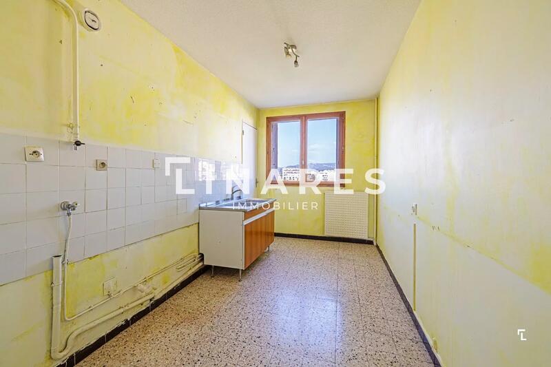 Appartement - 94 m² - 5 pièces