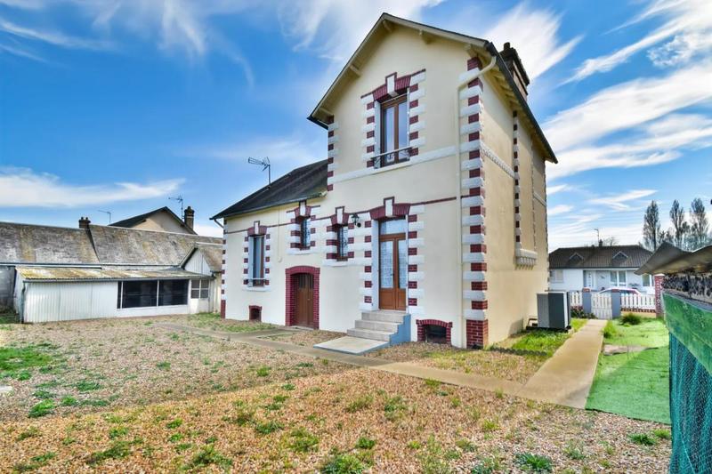 Maison - 94 m² - 4 pièces