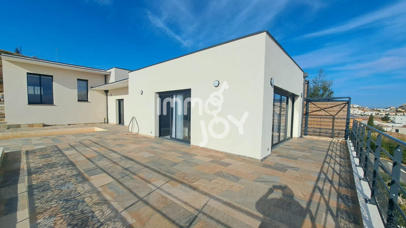 Villa - 130 m² - 5 pièces