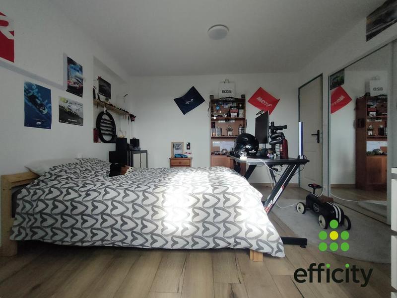 Pavillon - 160 m² - 9 pièces