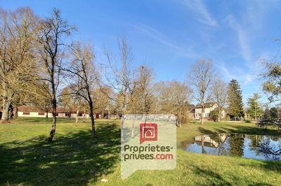 Propriété - 480 m² - 15 pièces