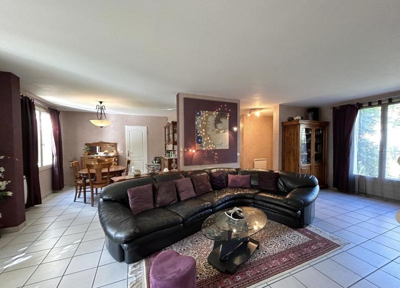 Maison - 142 m² - 6 pièces