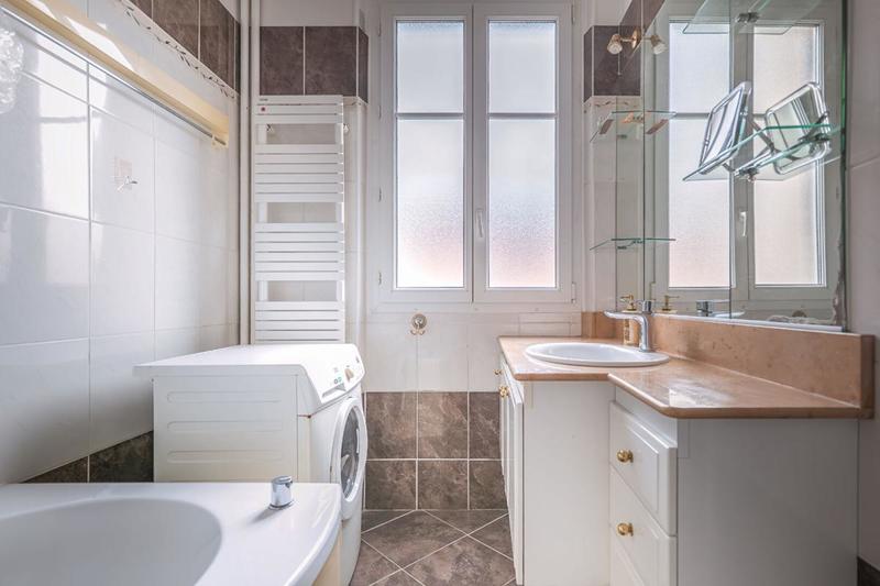 Appartement - 77 m² - 3 pièces