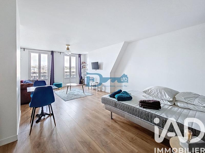 Studio - 40 m² - 1 pièce