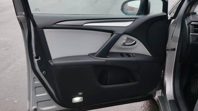 Toyota Avensis II 1.8 Vvt-i 147 Dynamic