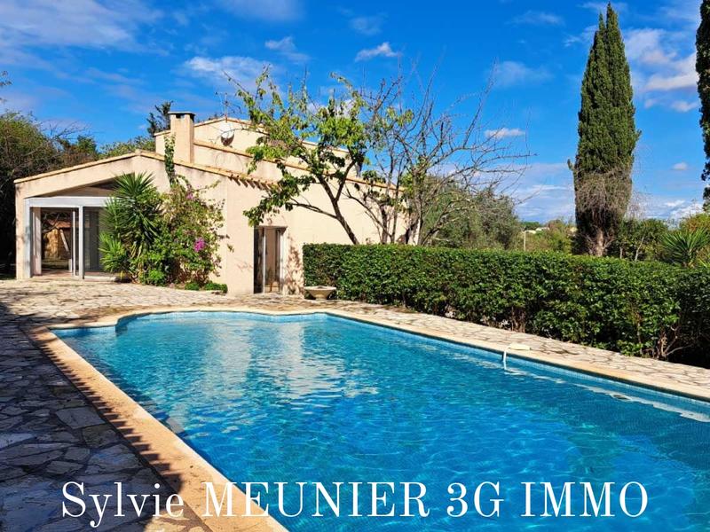 Maison - 208 m² - 6 pièces