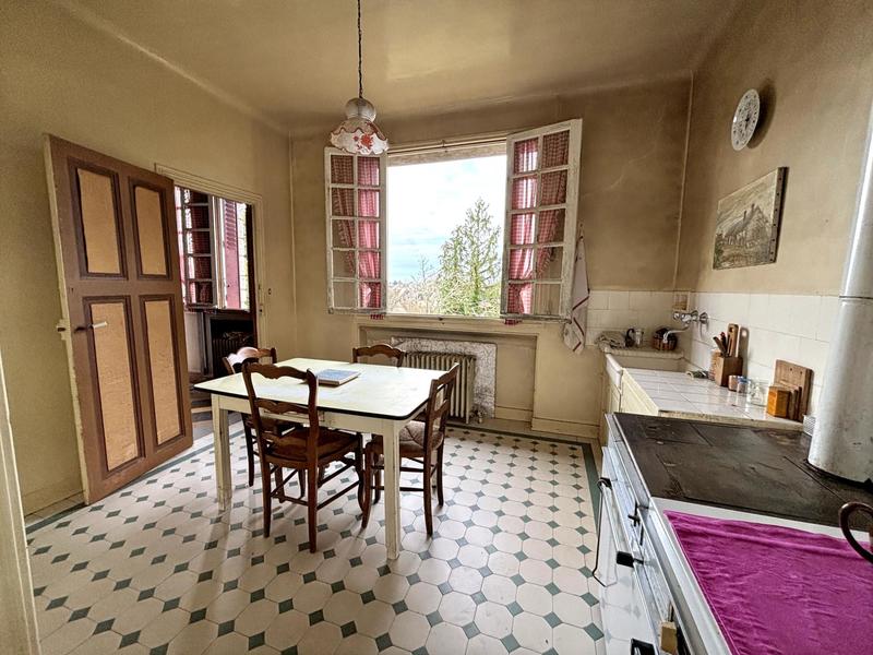 Maison - 105 m² - 5 pièces