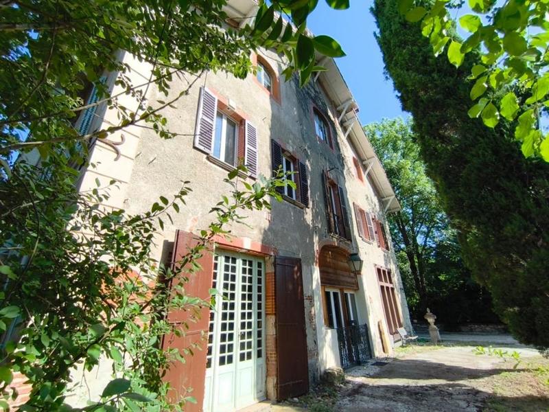 Manoir - 518 m² - 18 pièces