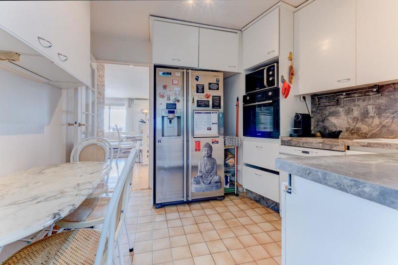 Appartement - 85 m² - 4 pièces