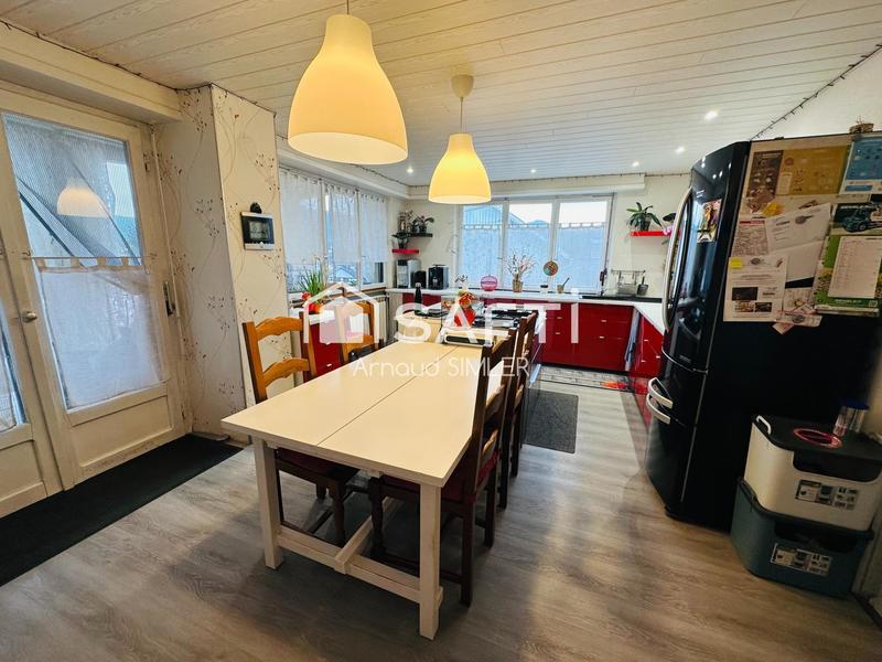 Maison - 170 m² - 7 pièces