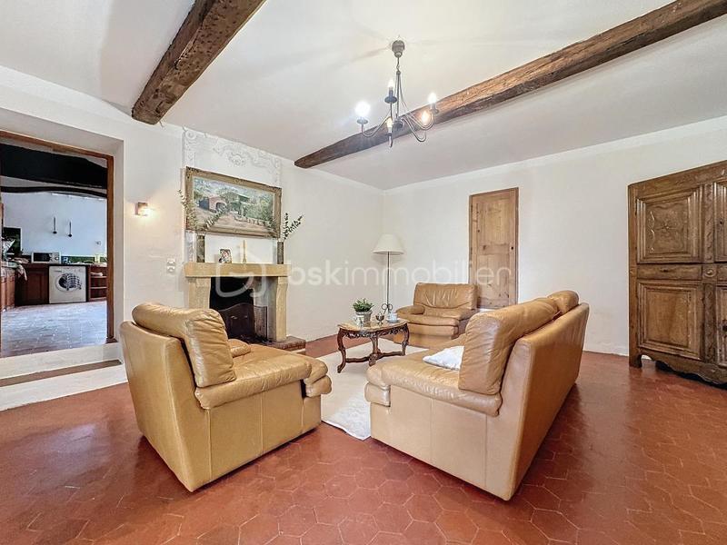 Maison en pierre - 256 m² - 9 pièces