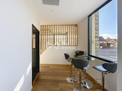 Local commercial - 92 m² - 7 pièces