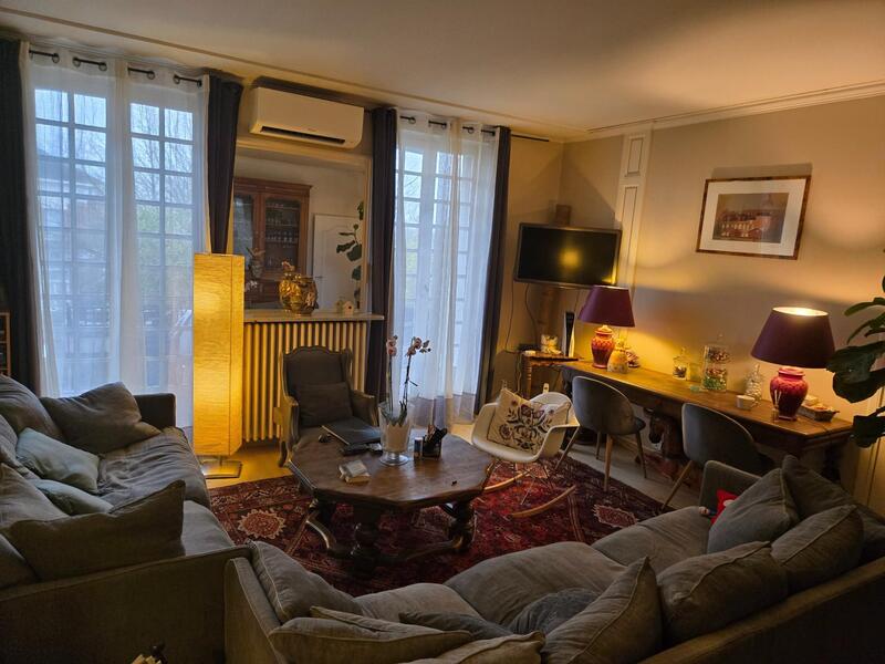 Appartement - 150 m² - 6 pièces