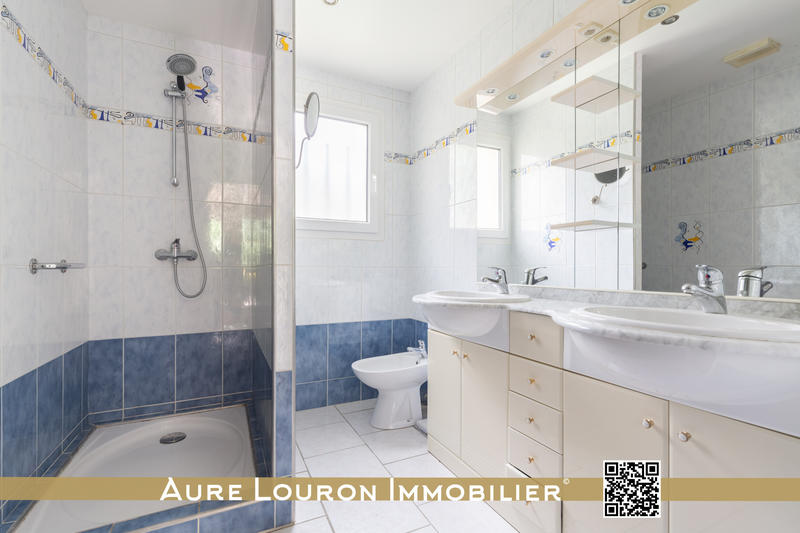 Maison - 148 m² - 5 pièces