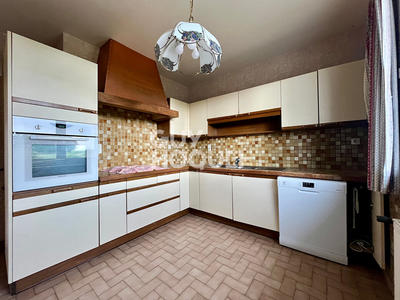 Maison - 161 m² - 7 pièces