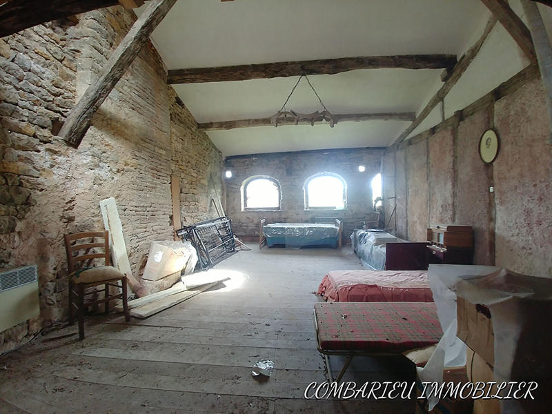 Maison - 187 m² - 3 pièces