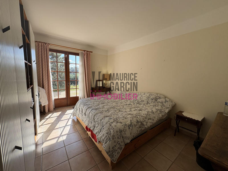 Maison - 200 m² - 7 pièces