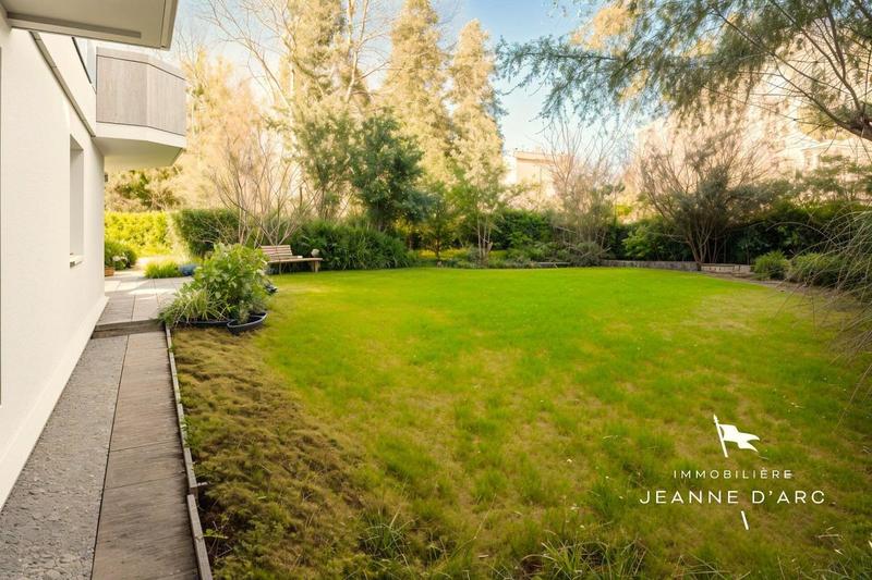 Appartement - 81 m² - 4 pièces