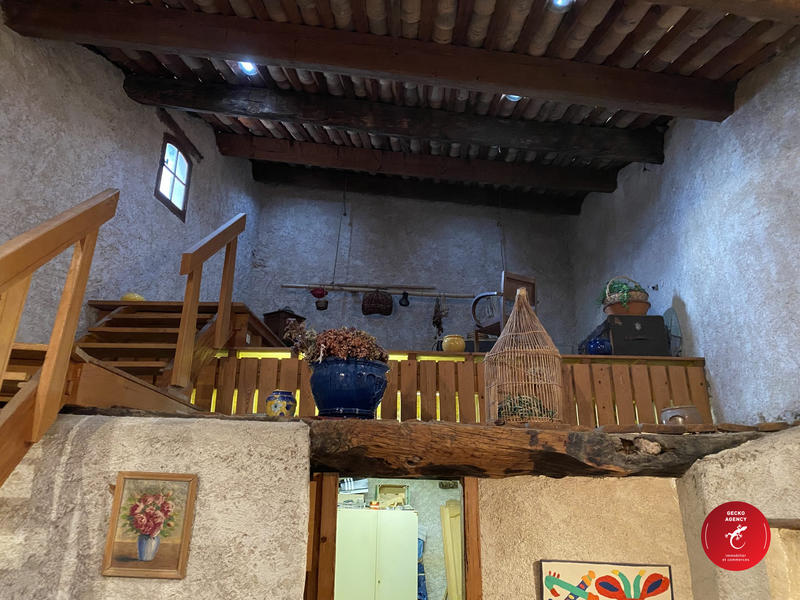 Maison - 191 m² - 7 pièces