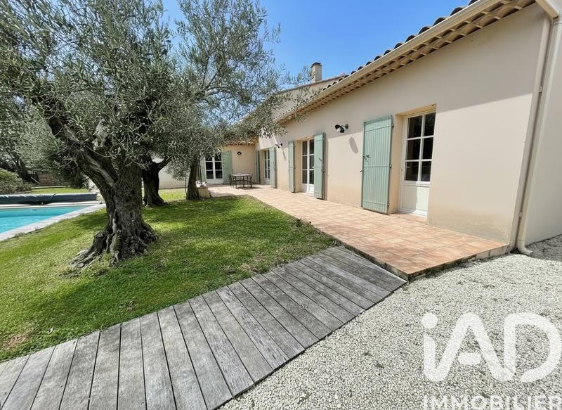 Maison - 192 m² - 6 pièces