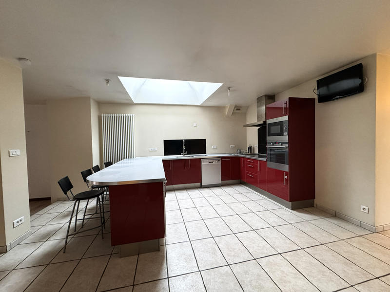 Duplex - 212 m² - 6 pièces