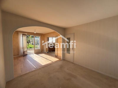 Maison - 86 m² - 4 pièces