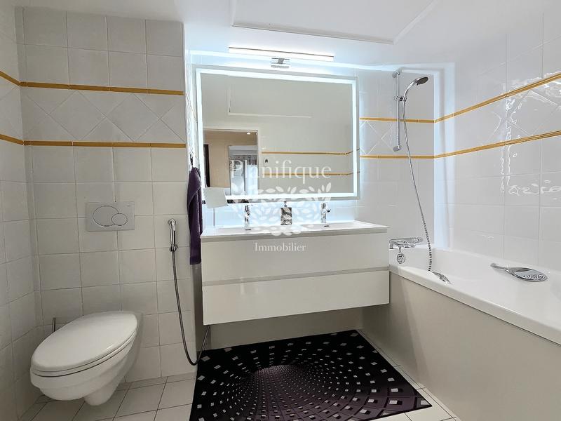 Appartement - 96 m² - 4 pièces