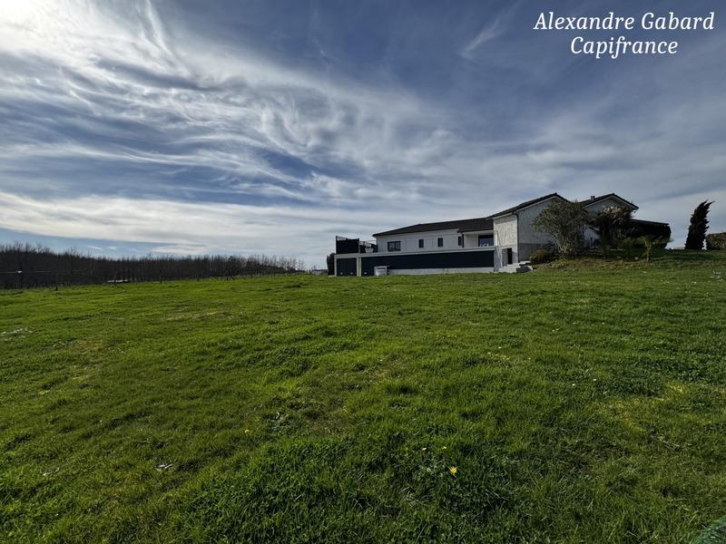 Maison - 150 m² - 5 pièces