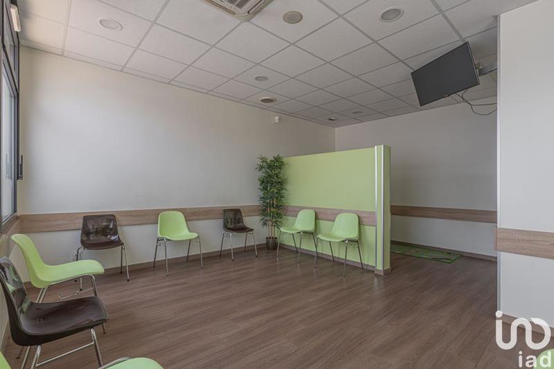 Local commercial - 112 m²