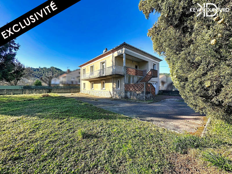 Maison - 180 m² - 6 pièces