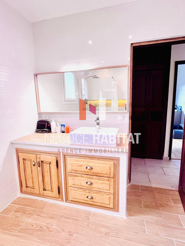 Villa - 280 m² - 7 pièces