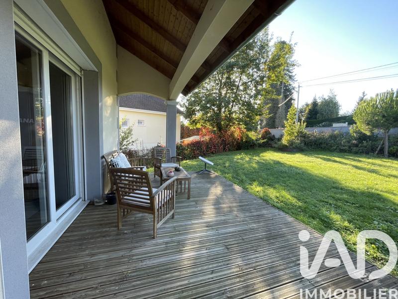 Maison - 200 m² - 7 pièces