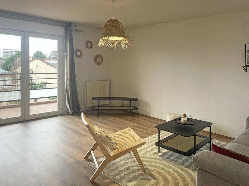 Appartement - 67 m² - 3 pièces