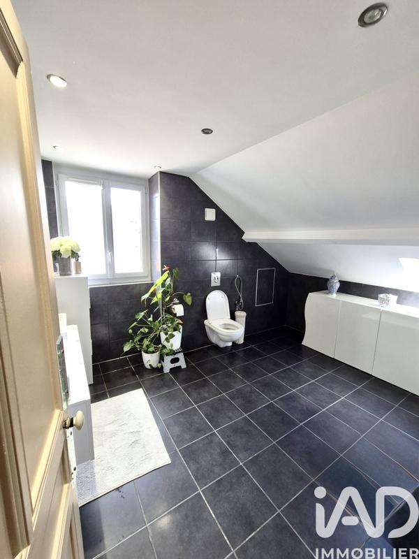 Maison de ville - 128 m² - 8 pièces