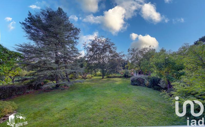 Maison - 218 m² - 8 pièces