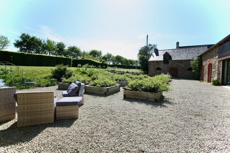 Maison de domaine - 423 m² - 13 pièces