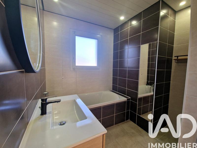 Maison - 80 m² - 3 pièces