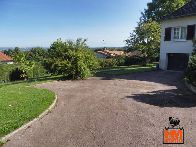 Maison - 147 m² - 8 pièces