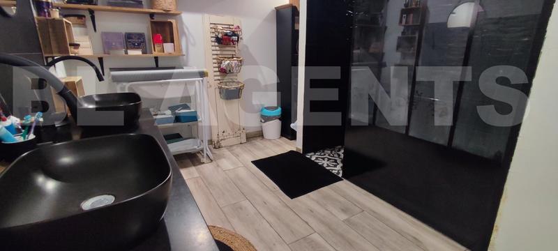 Maison - 186 m² - 6 pièces