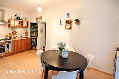 Immeuble - 140 m² - 7 pièces