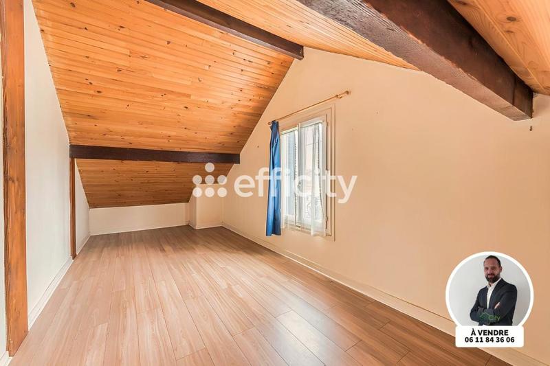 Pavillon - 115 m² - 7 pièces