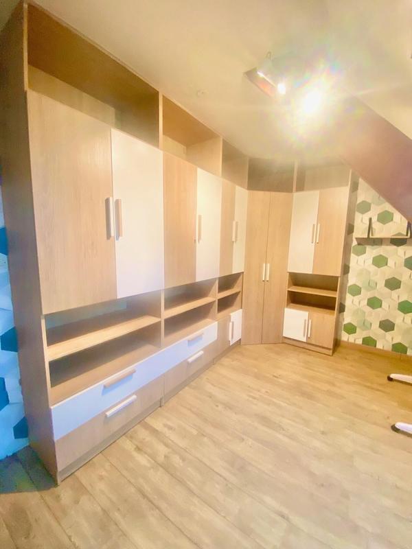 Maison - 132 m² - 10 pièces