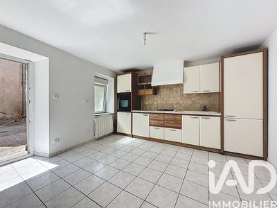 Maison - 81 m² - 4 pièces