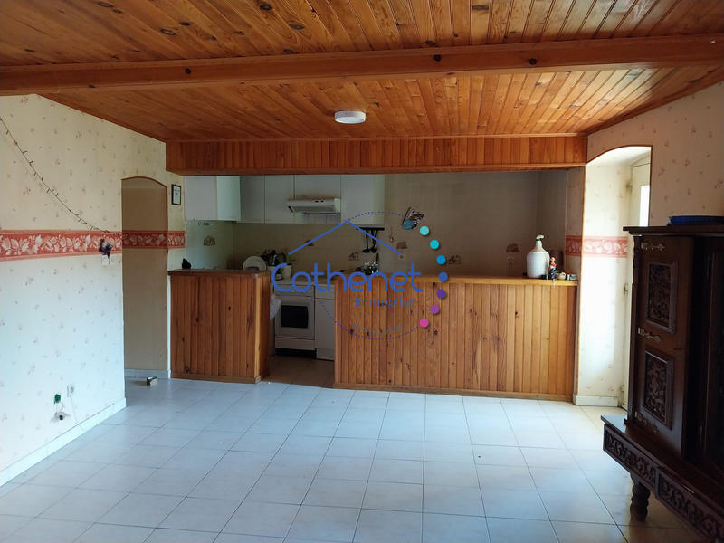 Maison - 200 m² - 8 pièces