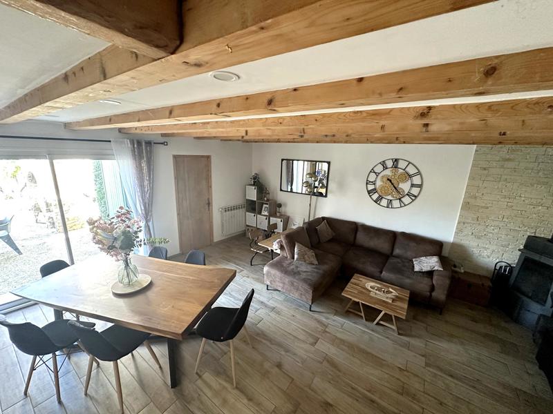 Maison - 201 m² - 9 pièces