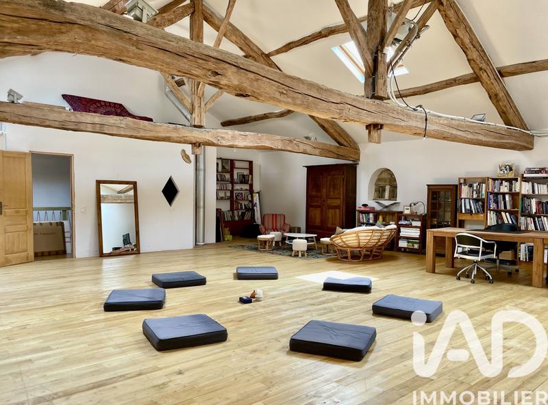 Maison - 470 m² - 11 pièces