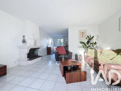 Maison - 83 m² - 4 pièces