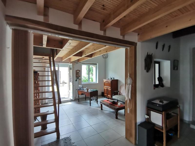 Maison - 200 m² - 7 pièces