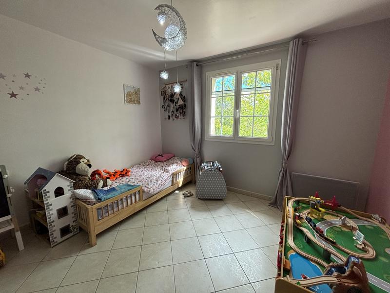 Maison traditionnelle - 145 m² - 5 pièces